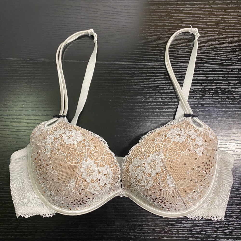 Victoria’s Secret Sexy Little Things Bra